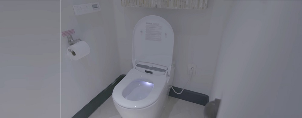 How Does an Electronic Bidet Toilet Seat Work?